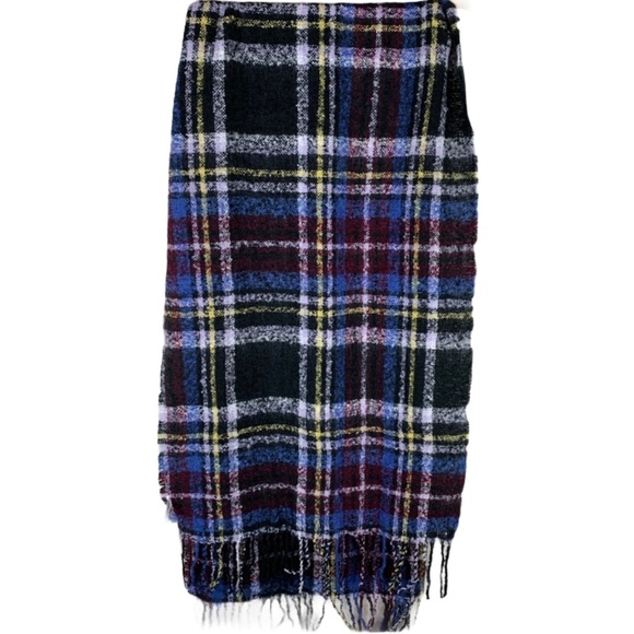 NWT BP. Multicolor Boucle Scarf - Picture 6 of 7